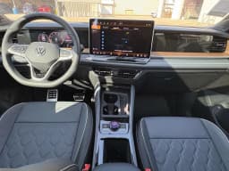 Volkswagen Tiguan SEL R-Line Turbo 2.0T 4MOTION 2026 — side view