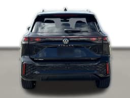 Volkswagen Tiguan SEL R-Line Turbo 4MOTION 2026 — side view