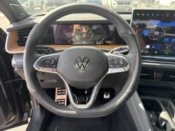 Volkswagen Tiguan SEL R-Line Turbo 4MOTION 2026 — side view