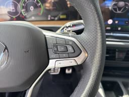Volkswagen Tiguan SEL R-Line Turbo 4MOTION 2026 — side view