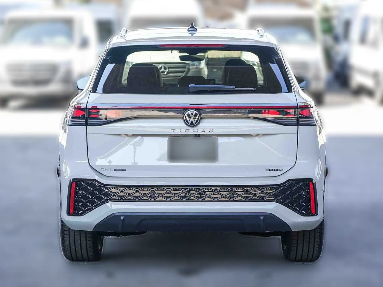 Volkswagen Tiguan SEL R-Line Turbo 4MOTION 2026 — side view