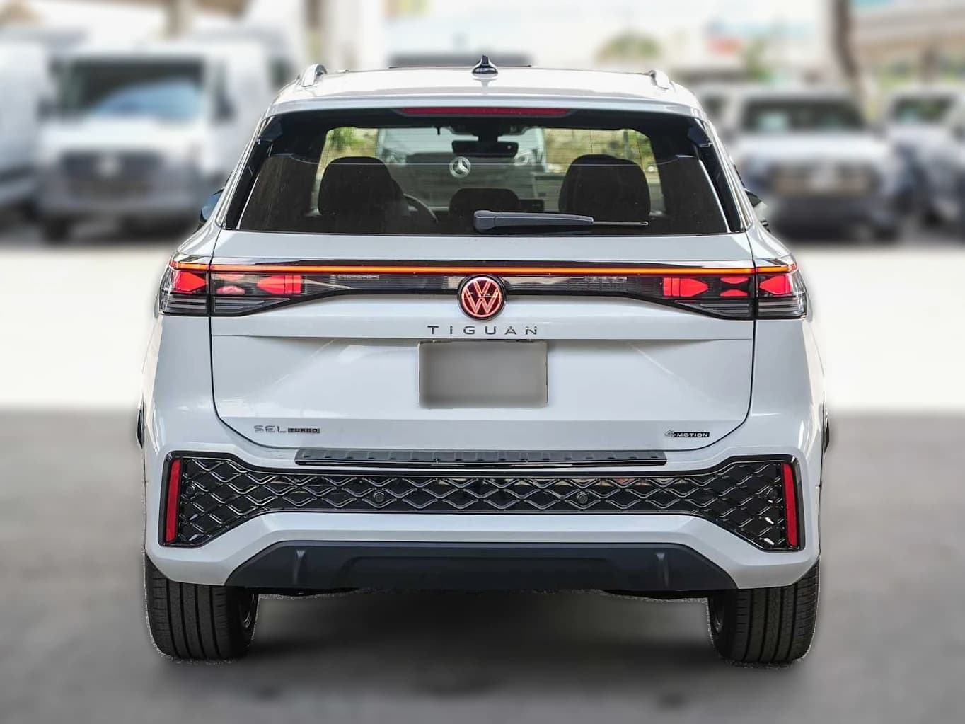Volkswagen Tiguan SEL R-Line Turbo 4MOTION 2026 — side view