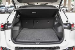 Volkswagen Tiguan SEL R-Line Turbo 4MOTION 2026 — side view