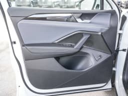 Volkswagen Tiguan SEL R-Line Turbo 4MOTION 2026 — side view