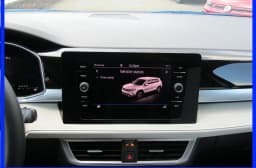 Volkswagen Taos SE 4MOTION 2025 — side view
