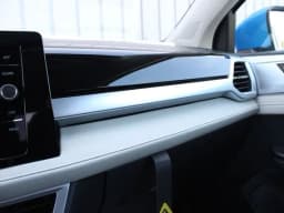 Volkswagen Taos SE 4MOTION 2026 — side view
