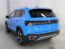 Volkswagen Taos SE 4MOTION 2026 — side view