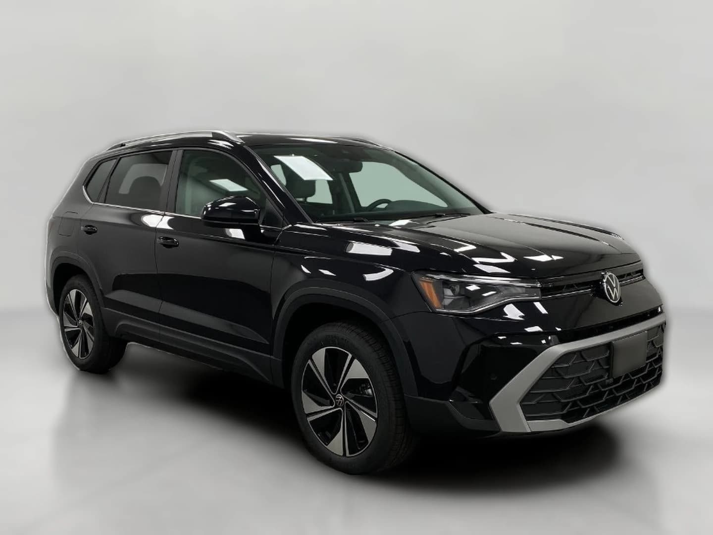 Volkswagen Taos SE 4MOTION 2026 — side view