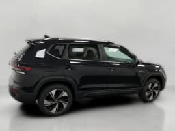 Volkswagen Taos SE 4MOTION 2026 — side view