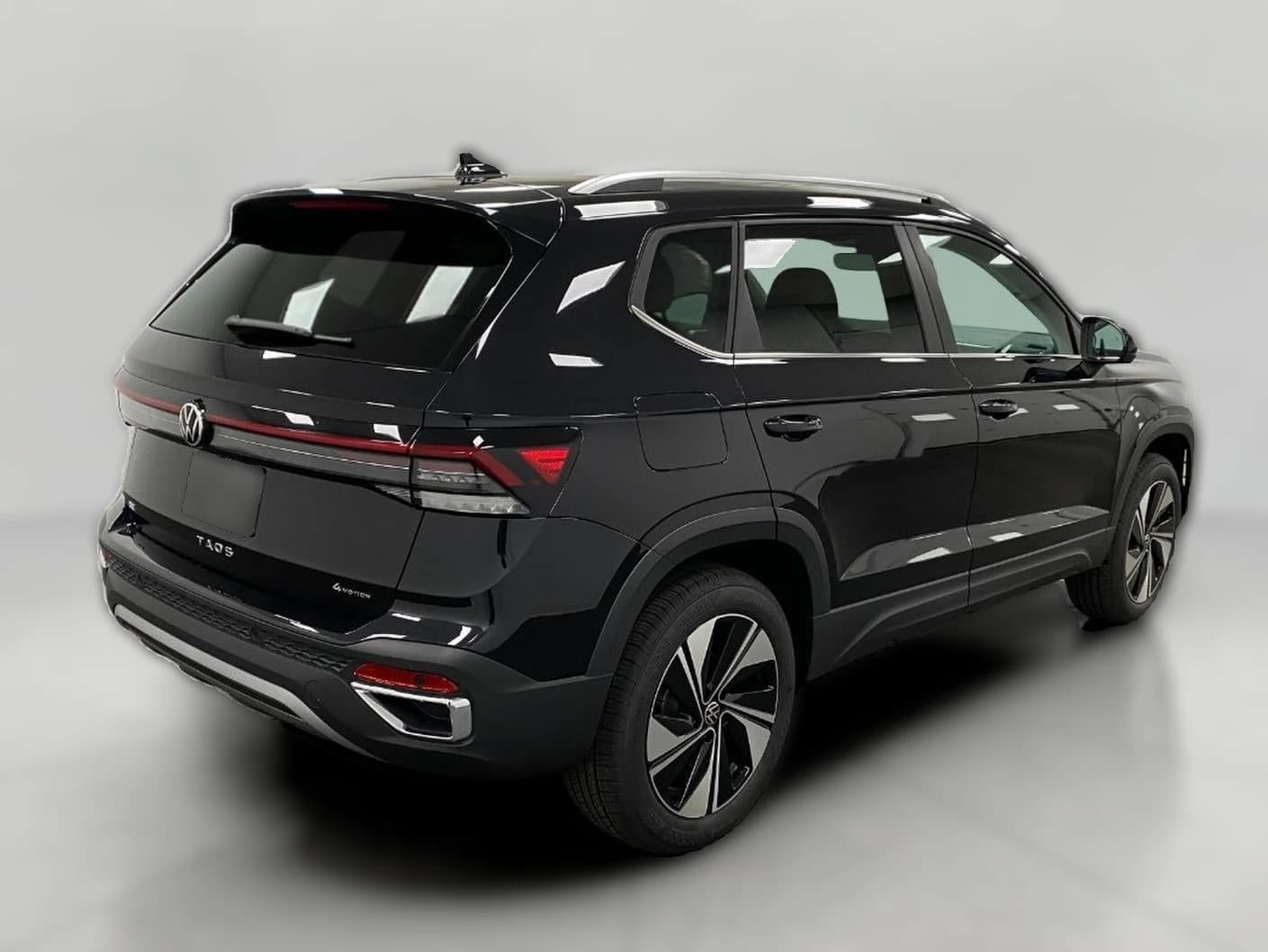 Volkswagen Taos SE 4MOTION 2026 — side view