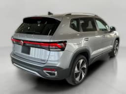 Volkswagen Taos SE 4MOTION 2026 — side view