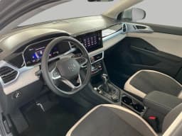Volkswagen Taos SE 4MOTION 2026 — side view