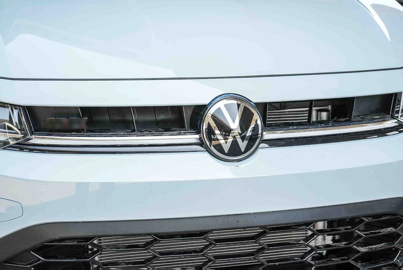 Volkswagen Jetta GLI Autobahn Manual 2026 — side view