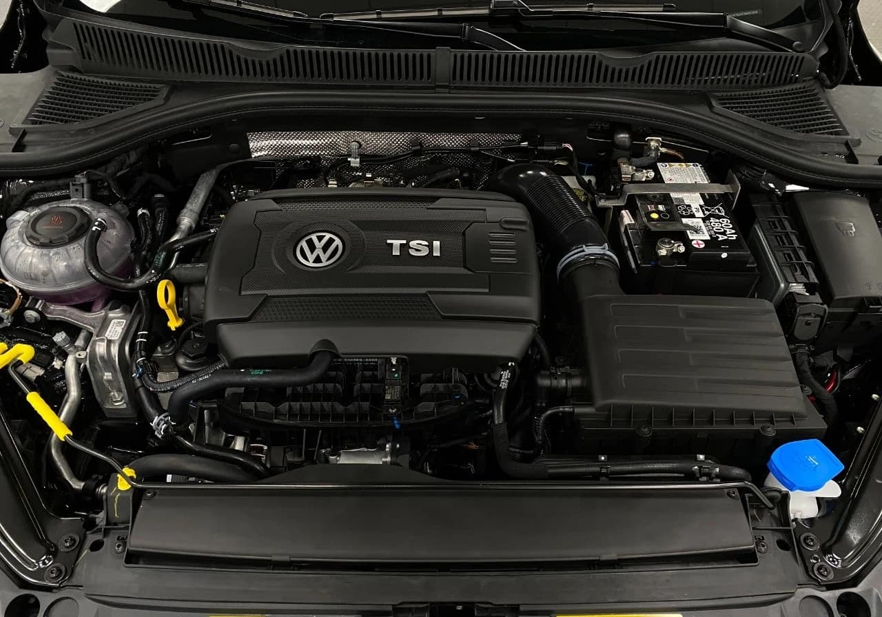 Volkswagen Jetta GLI Autobahn Manual 2026 — side view