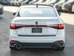 Volkswagen Jetta GLI Autobahn DSG 2026 — side view
