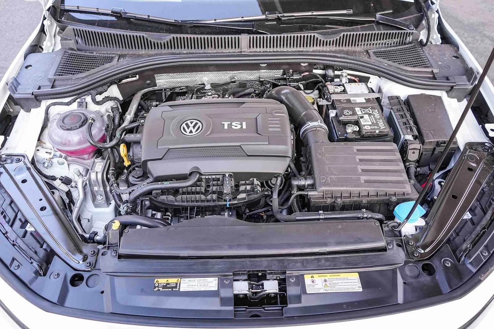 Volkswagen Jetta GLI Autobahn DSG 2026 — side view
