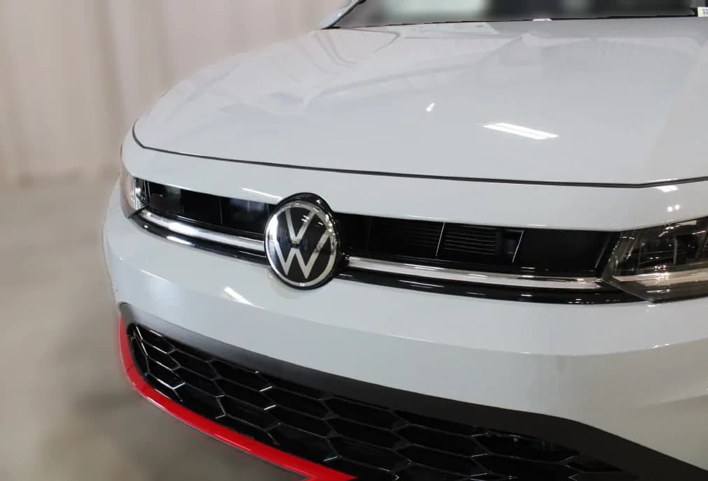 Volkswagen Jetta GLI Autobahn Sedan 2027 — side view