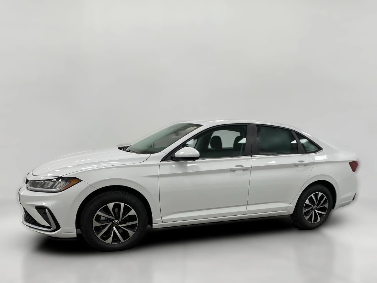 Volkswagen Jetta S Auto 2026 — side view