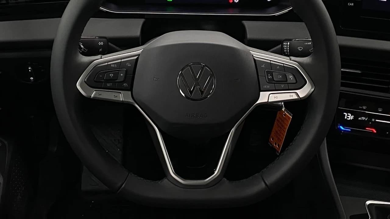 Volkswagen Jetta S Auto 2026 — side view