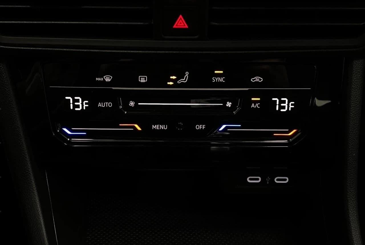 Volkswagen Jetta S Auto 2026 — side view