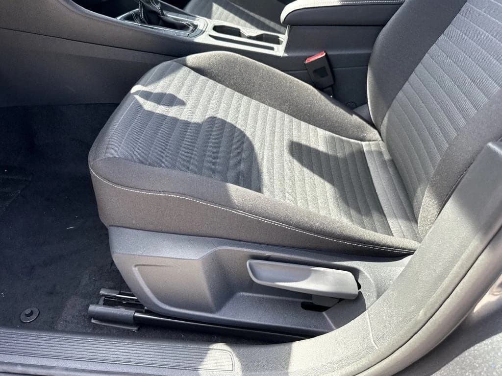 Volkswagen Jetta S Sedan 2027 — side view
