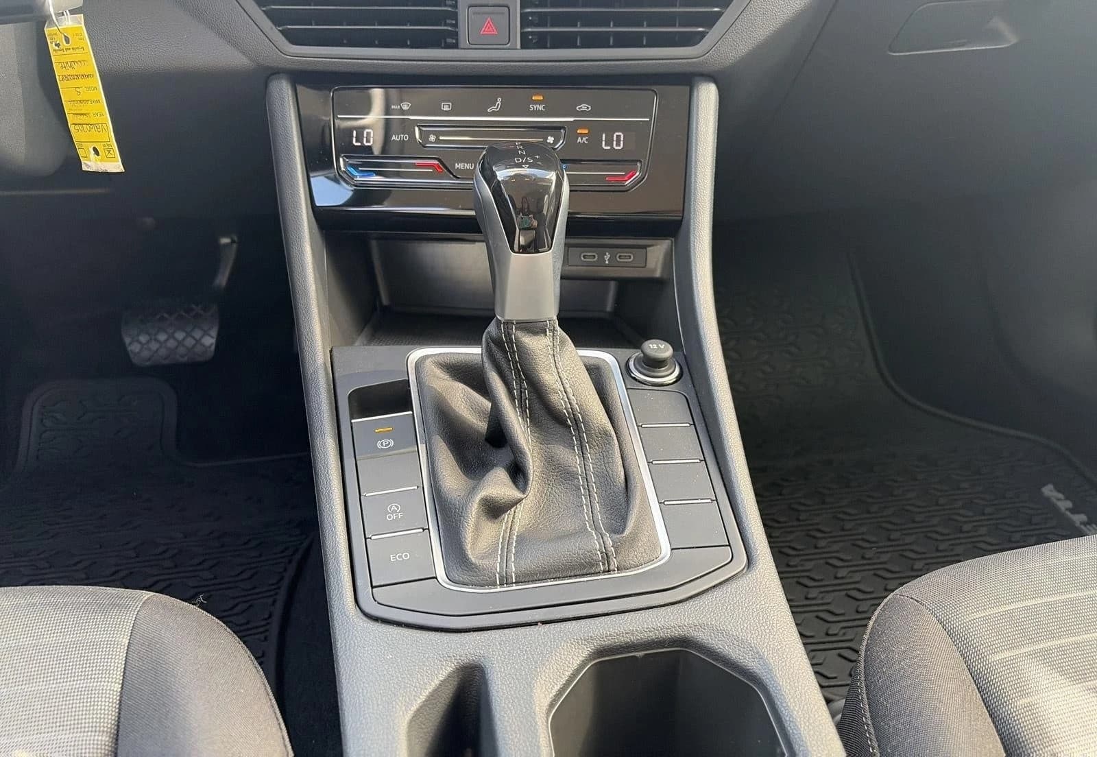 Volkswagen Jetta S Auto 2026 — side view
