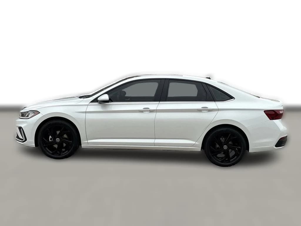 Volkswagen Jetta SE Auto 2026 — side view