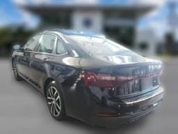 Volkswagen Jetta SE Auto 2025 — side view