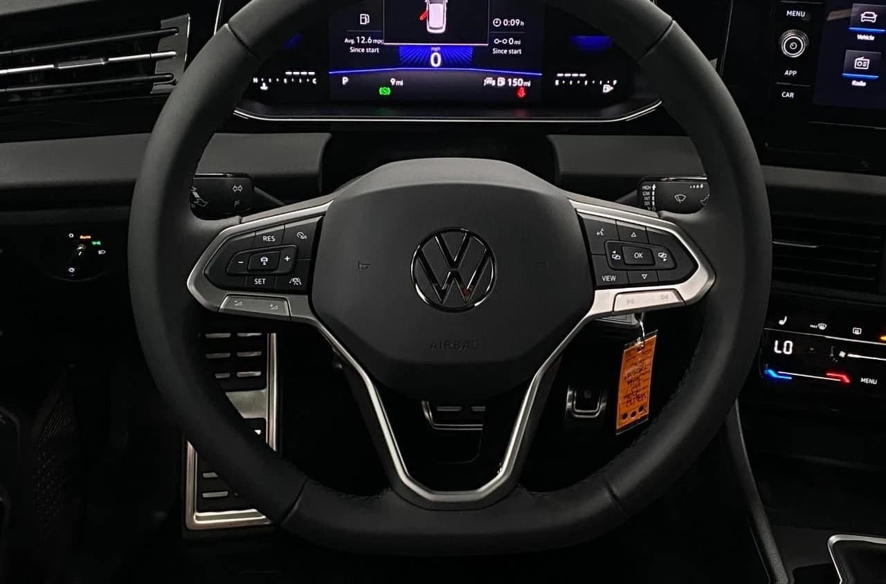 Volkswagen Jetta Sport Auto 2026 — side view