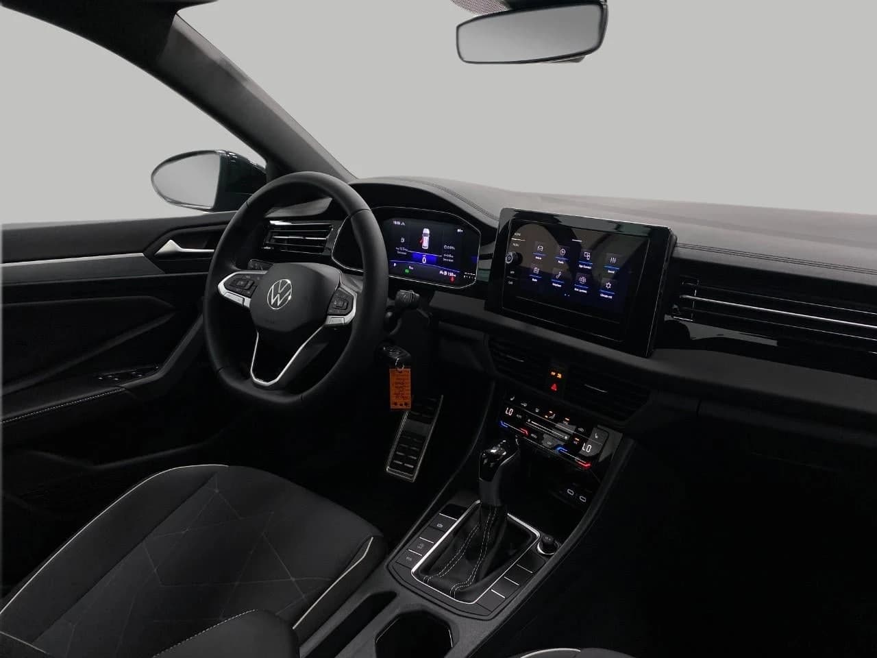 Volkswagen Jetta Sport Auto 2026 — side view