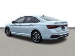 Volkswagen Jetta Sport Auto 2026 — side view
