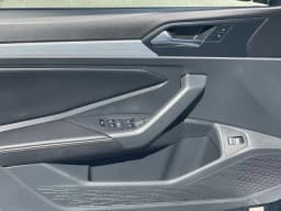 Volkswagen Jetta Sport Auto 2026 — side view