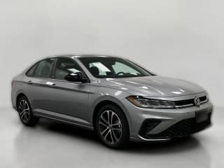 Volkswagen Jetta Sport Auto
