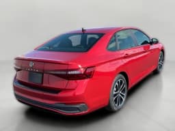 Volkswagen Jetta Sport Auto 2026 — side view