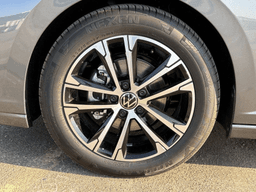 Volkswagen Jetta Sport Auto 2026 — side view