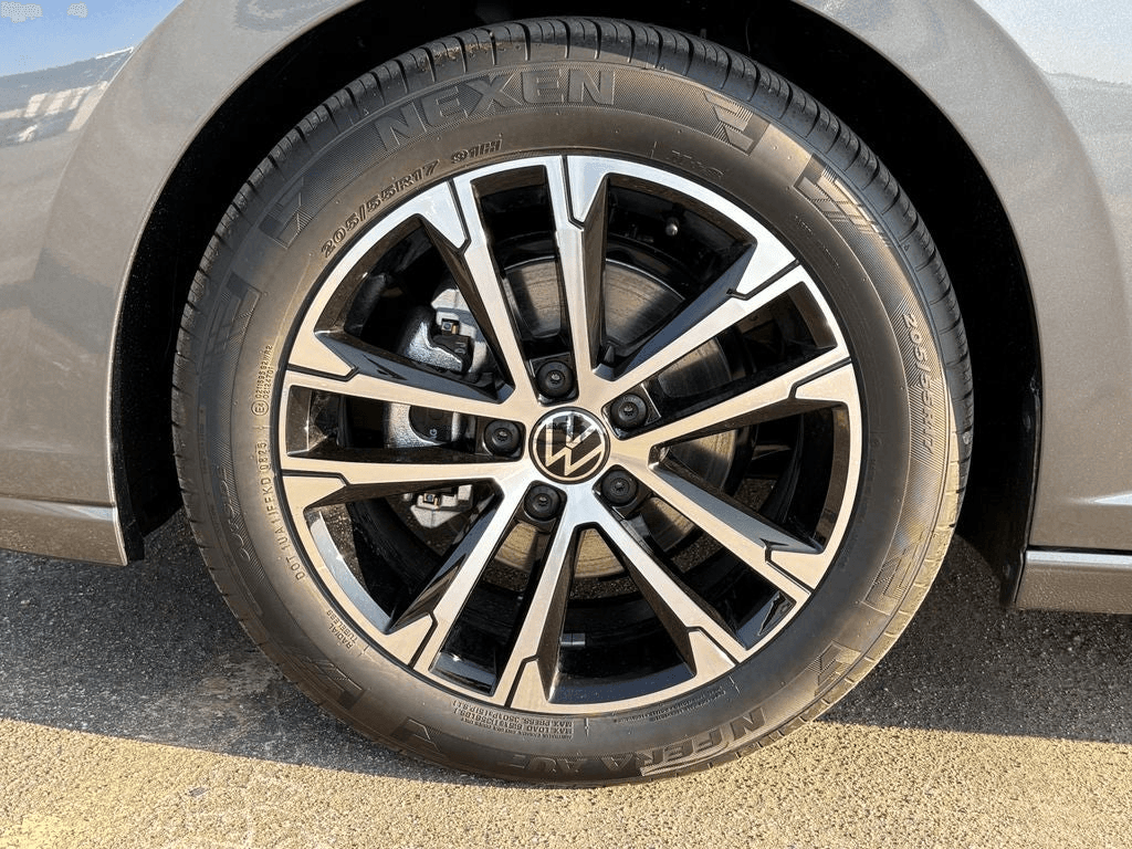 Volkswagen Jetta Sport Auto 2026 — side view