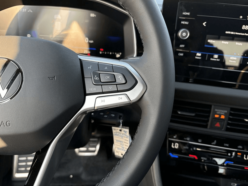 Volkswagen Jetta Sport Auto 2026 — side view