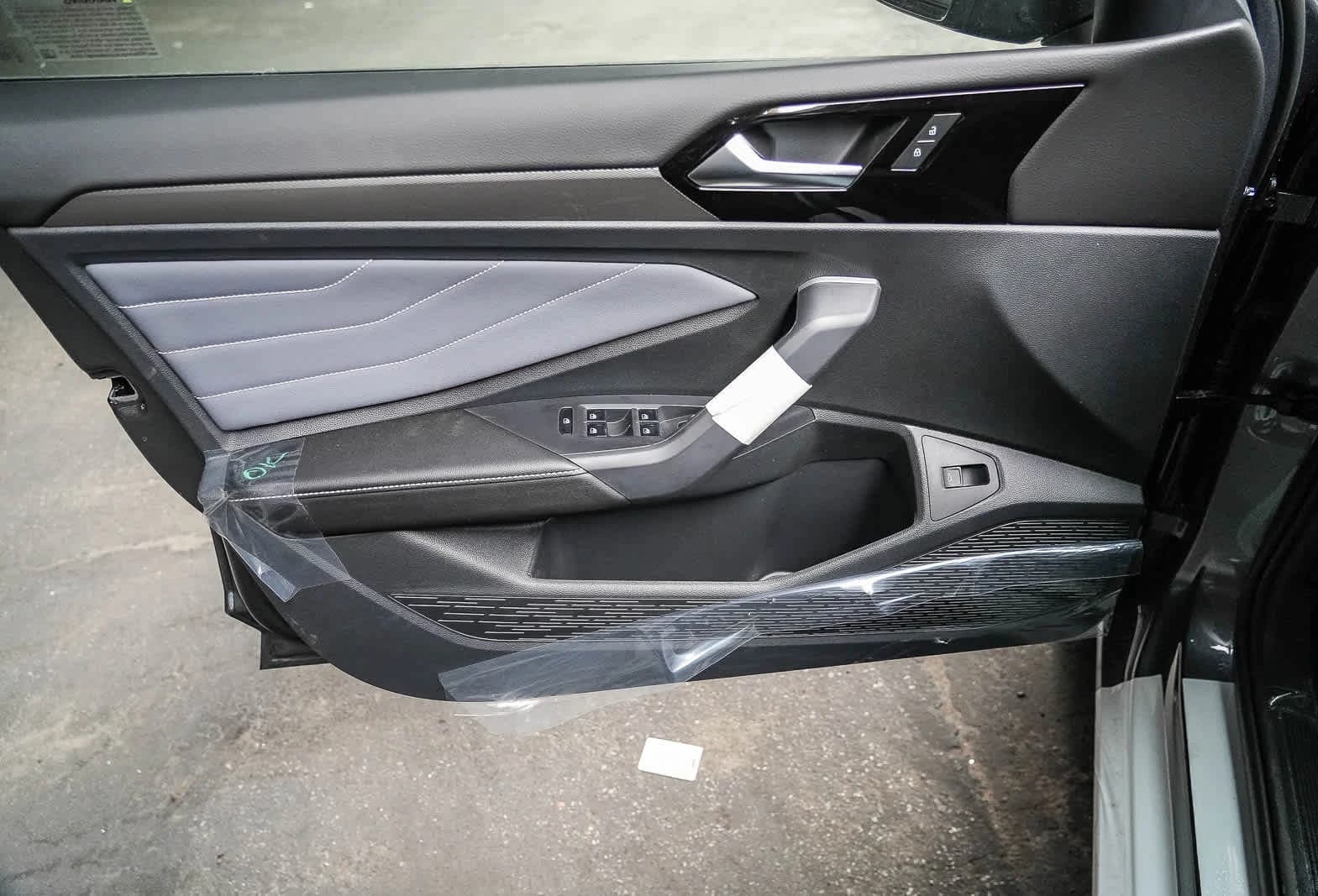 Volkswagen Jetta SEL Auto 2026 — side view