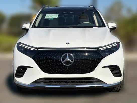 Mercedes-Benz EQS EQS 400 4MATIC SUV 2026 — side view