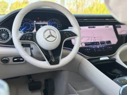 Mercedes-Benz EQS EQS 400 4MATIC SUV 2026 — side view