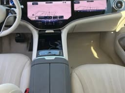 Mercedes-Benz EQS EQS 400 4MATIC SUV 2026 — side view