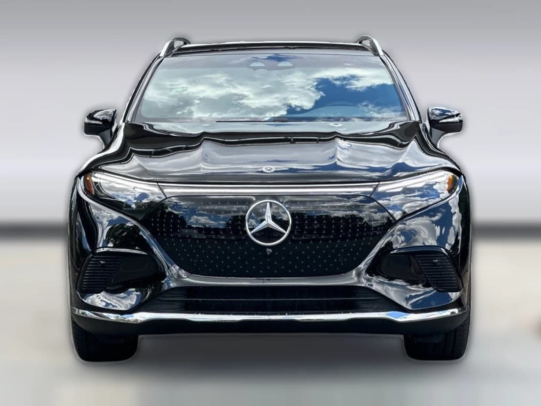 Mercedes-Benz EQS EQS 400 4MATIC SUV 2026 — side view