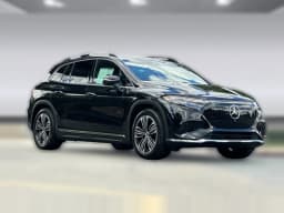 Mercedes-Benz EQS EQS 400 4MATIC SUV 2026 — side view