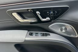 Mercedes-Benz EQS EQS 400 4MATIC SUV 2026 — side view