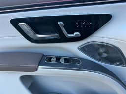 Mercedes-Benz EQS EQS 400 4MATIC SUV 2026 — side view