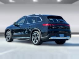Mercedes-Benz EQS EQS 400 4MATIC SUV 2026 — side view