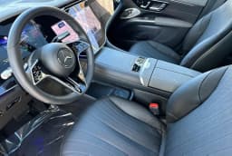 Mercedes-Benz EQS EQS 400 4MATIC SUV 2026 — side view