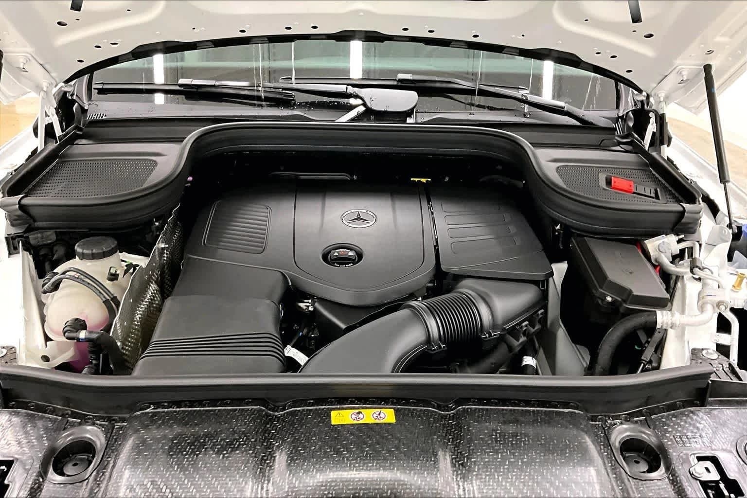 Mercedes-Benz GLE GLE 350 4MATIC SUV 2026 — side view