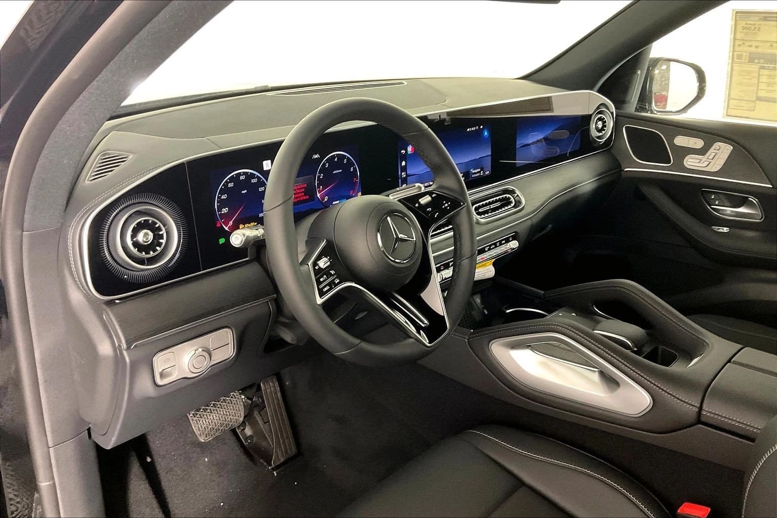 Mercedes-Benz GLE GLE 350 4MATIC SUV 2027 — side view
