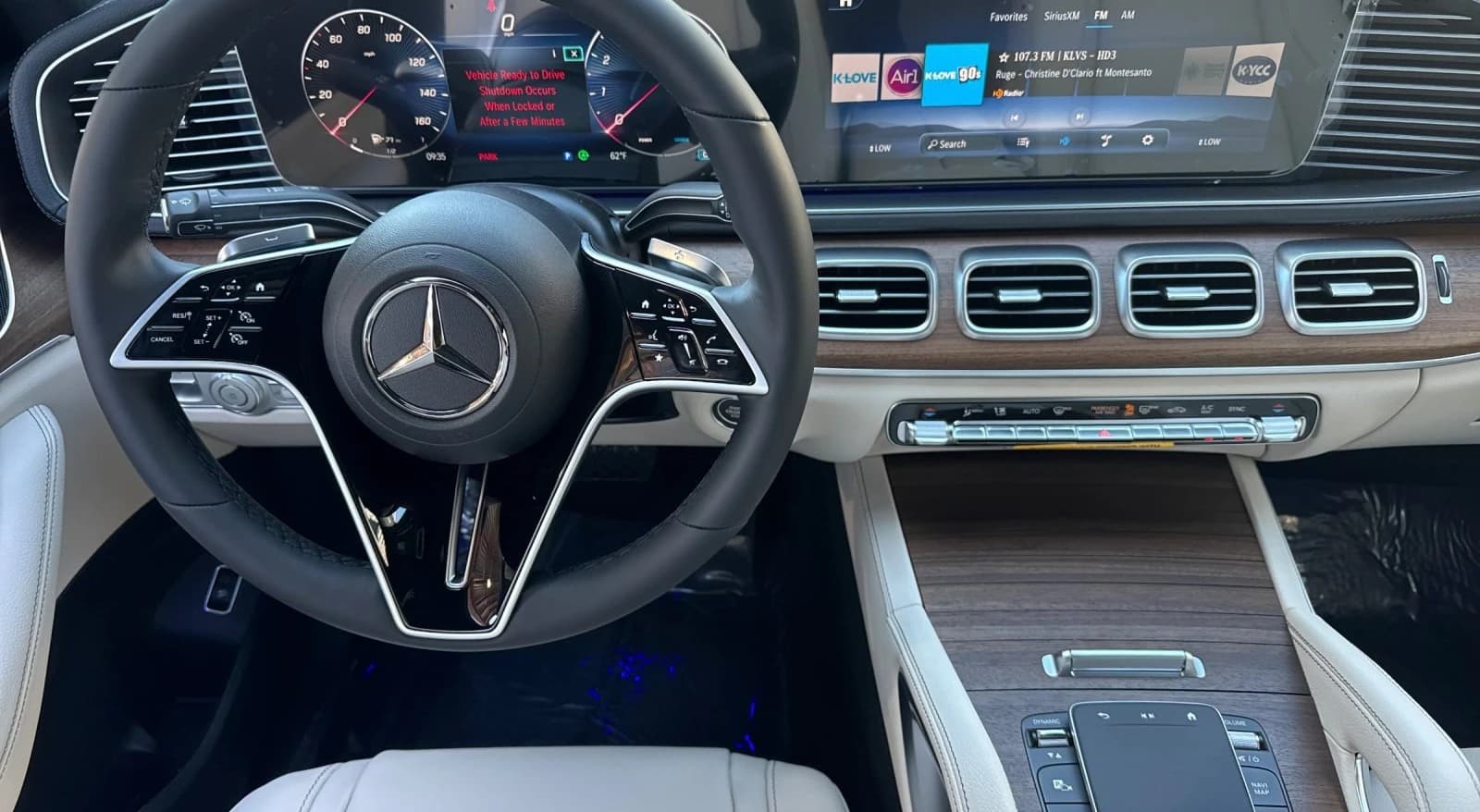 Mercedes-Benz GLE GLE 450 4MATIC Coupe 2026 — side view